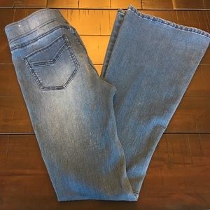 NWOT Kenneth Cole Flare Elastic Waist Jeans - Sz 4